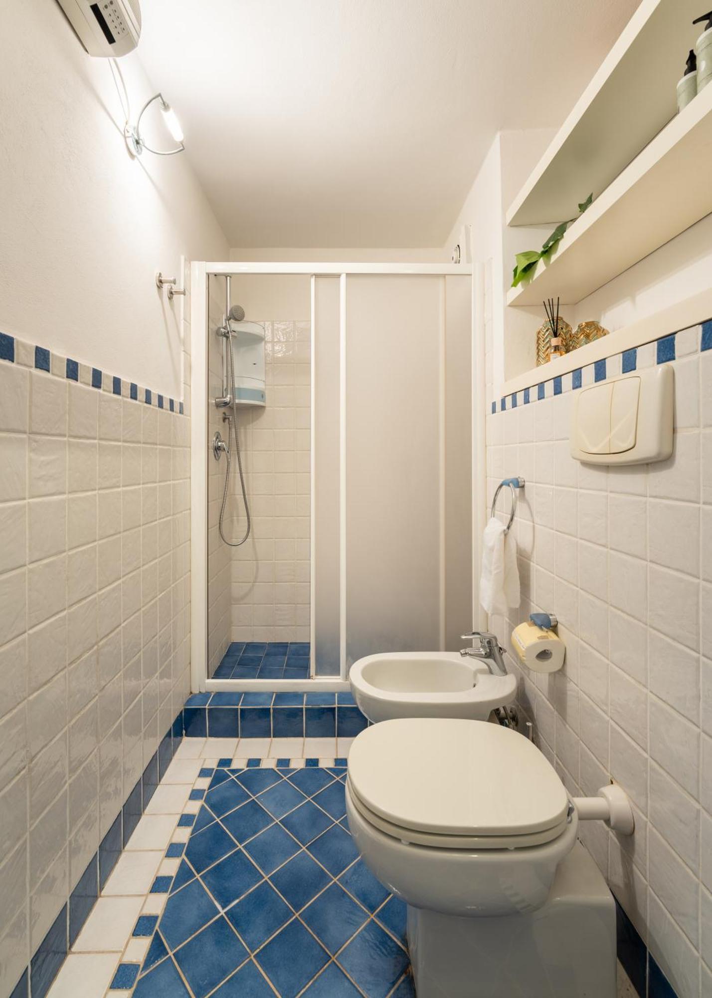 Via Cimabue 8B - Florence Charming Apartments - Metropolitan Loft In Florence - 20 Minute Walk To City Center - Excellent Base For Exploring - Less Than 5 Minute Walk To The Supermarket - Amazing Bakery On The Corner ภายนอก รูปภาพ
