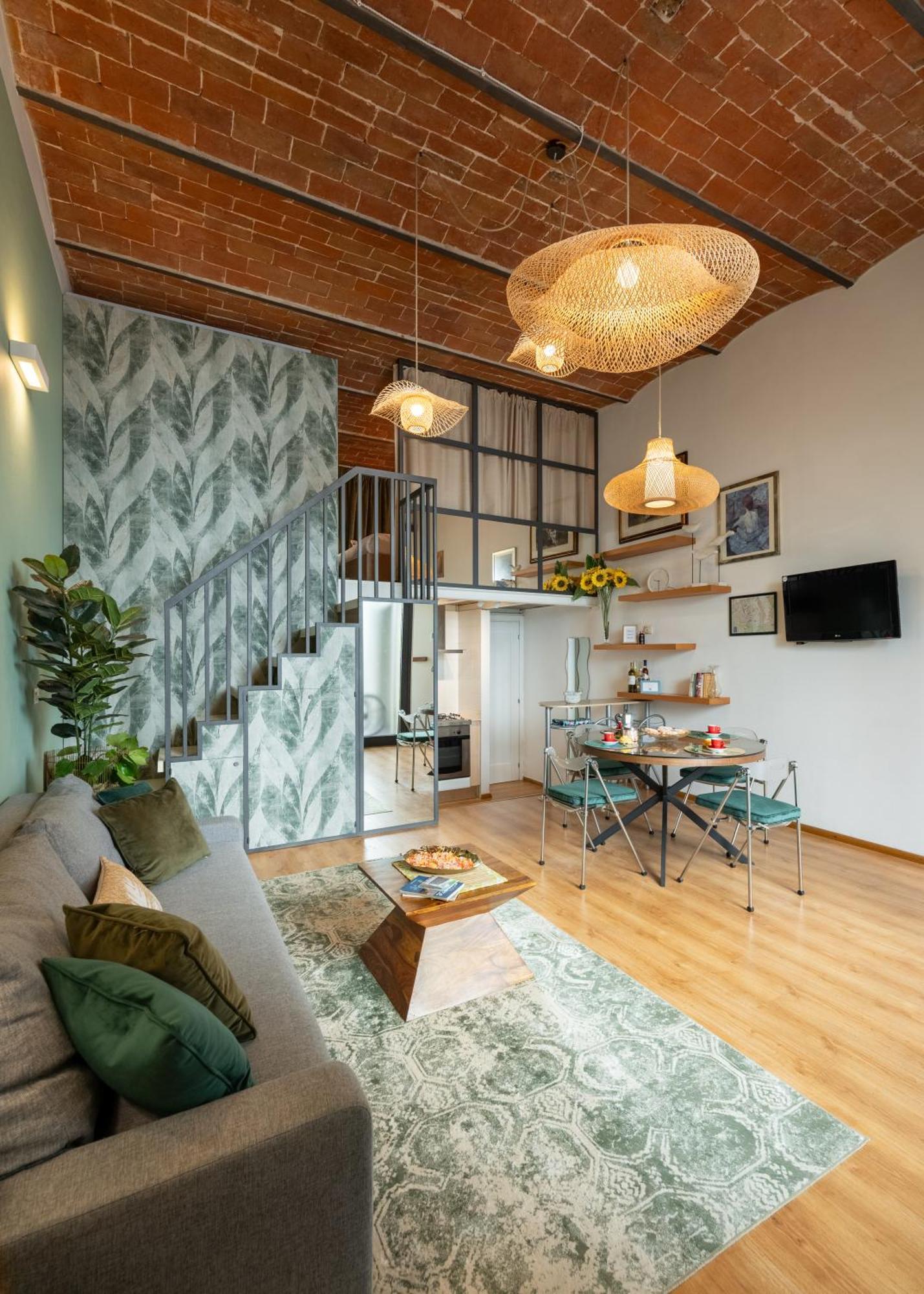 Via Cimabue 8B - Florence Charming Apartments - Metropolitan Loft In Florence - 20 Minute Walk To City Center - Excellent Base For Exploring - Less Than 5 Minute Walk To The Supermarket - Amazing Bakery On The Corner ภายนอก รูปภาพ